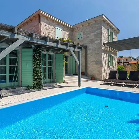 Villa Zelda Comfortable *